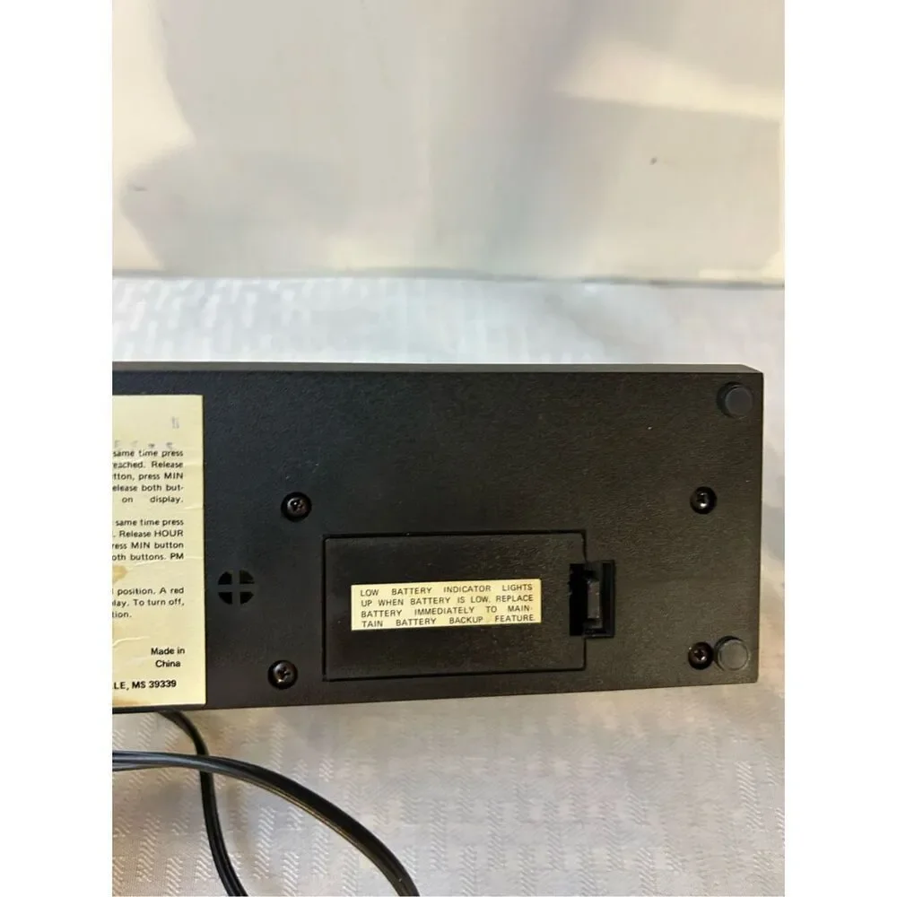 Spartus Electronic Digital Alarm clock vintage‎
